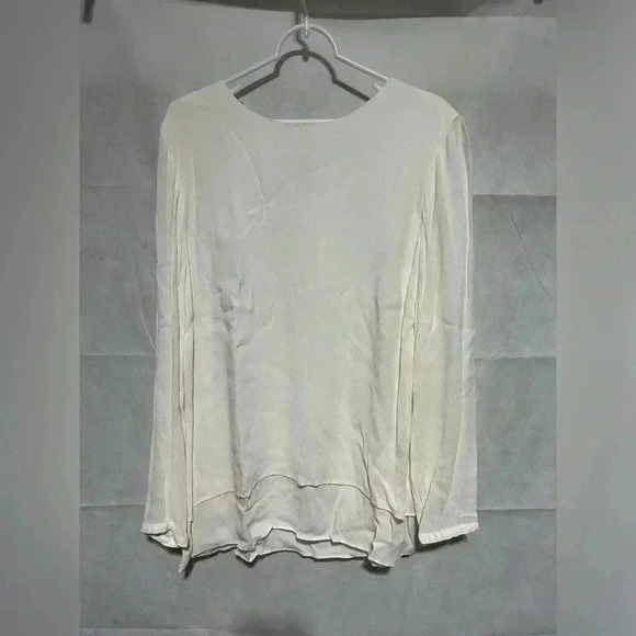 J. JILL Long Sleeve Layered Hem Cream Blouse Top Shirt Sz L Keyhole Back NWOT - Picture 1 of 5
